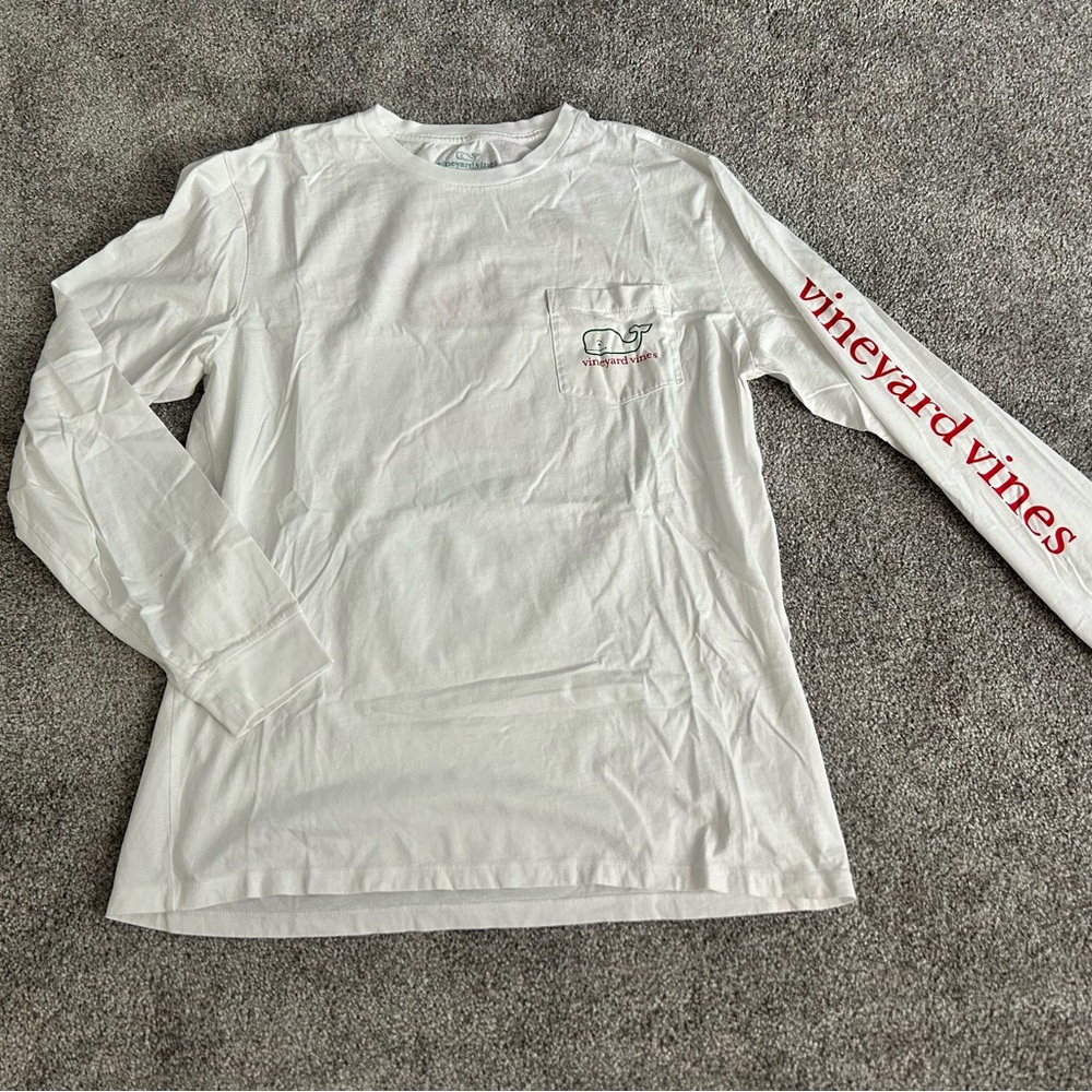 Vineyard Vines White Long Sleeve Tee with Red Logo